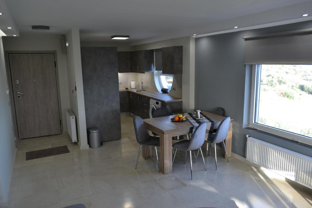 Stergiou Luxury Apartments With Shared Pool Anavyssos Exteriér fotografie
